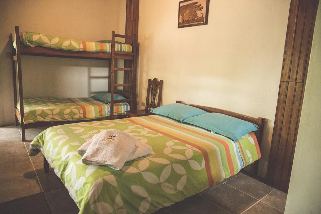 Hostal Las Palmas Puyo Exteriér fotografie