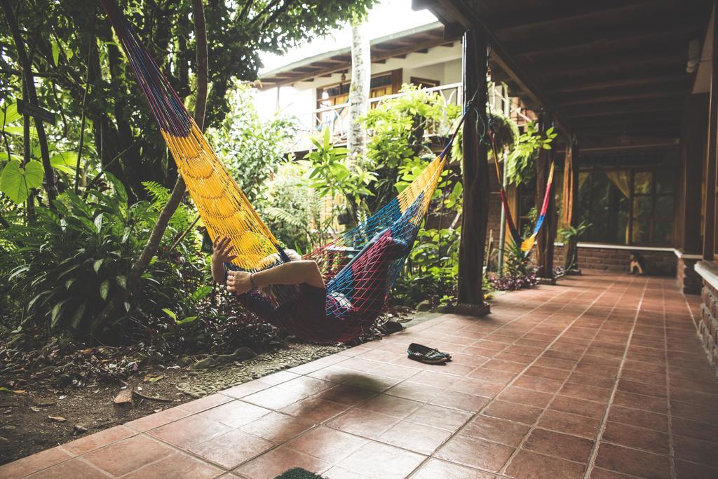Hostal Las Palmas Puyo Exteriér fotografie